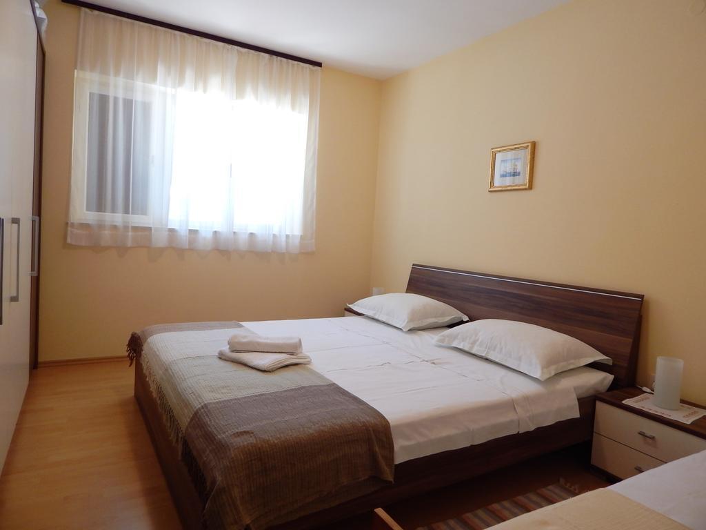 Villa Maristika Omiš Cameră foto