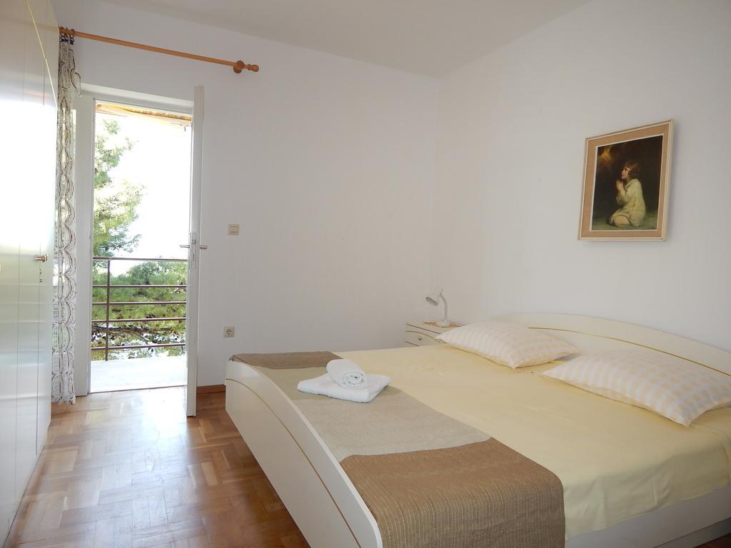 Villa Maristika Omiš Cameră foto