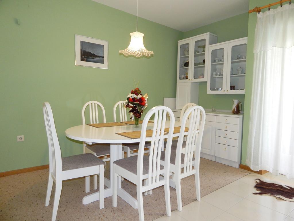 Villa Maristika Omiš Cameră foto